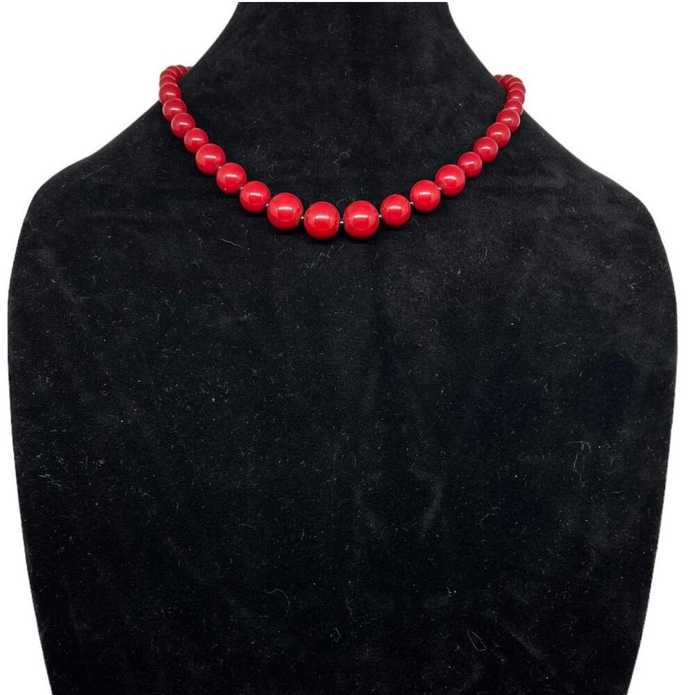 Vintage 90s Burgundy plastic Graduated Bead Statement Choker Necklace